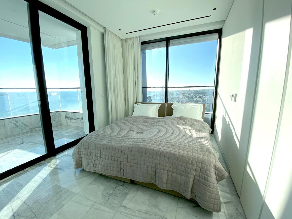 Luxury Private Apartments - Limassol Ngoại thất bức ảnh